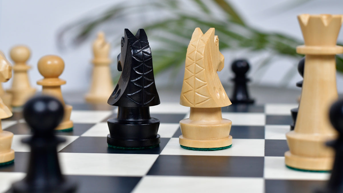 The Championship Series Staunton Chess Pieces in Ebonized Boxwood & Natural Boxwood - 3.75" King