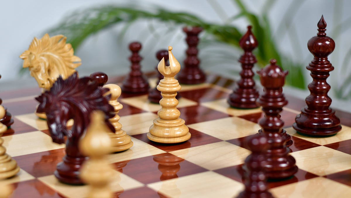 St. Petersburg Luxury Artisan Series Chess Pieces in Bud Rosewood / Boxwood - 4.3" King
