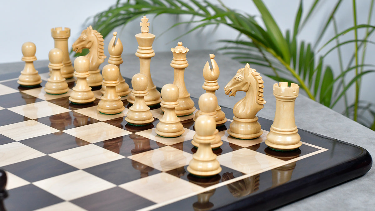 Derby Knight Staunton Weighted Chess Pieces in Rosewood & Boxwood - 4.1" King