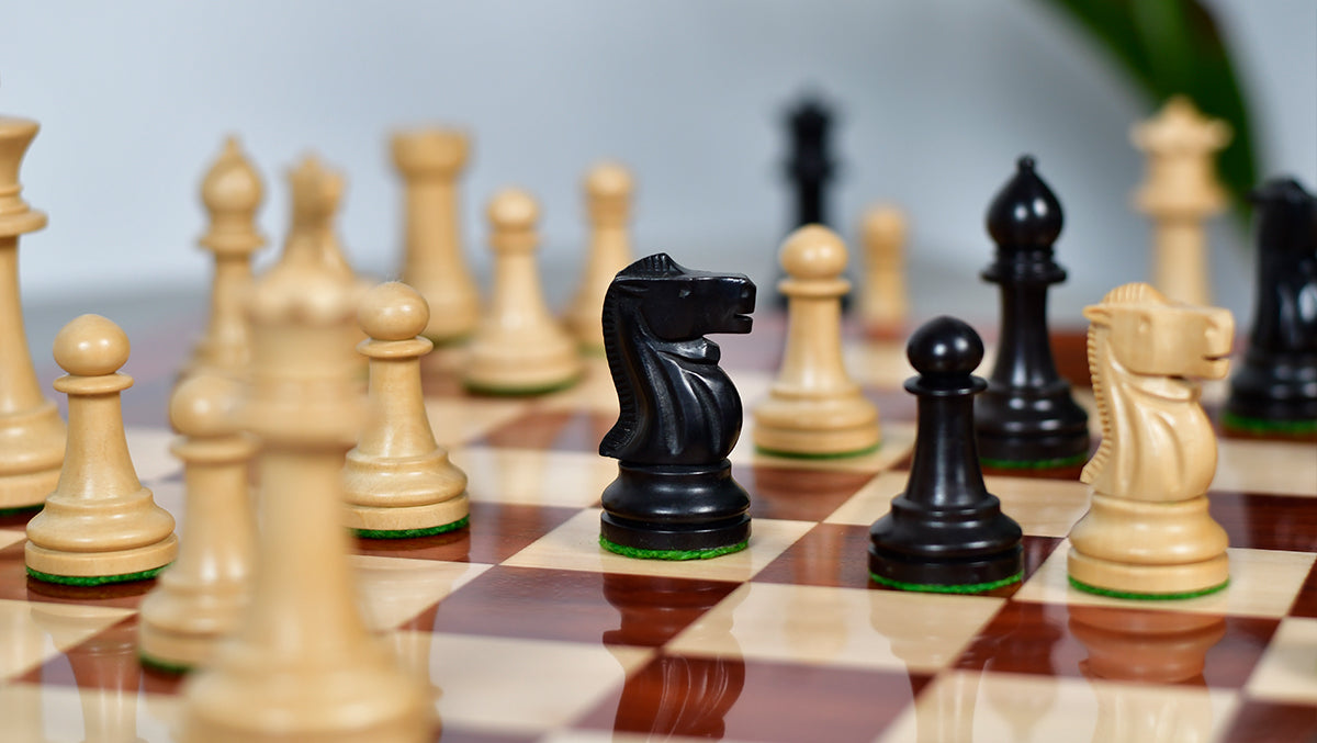 Canadian Staunton Series Chess Pieces in Ebonized Boxwood /Natural Boxwood - 3.3" King