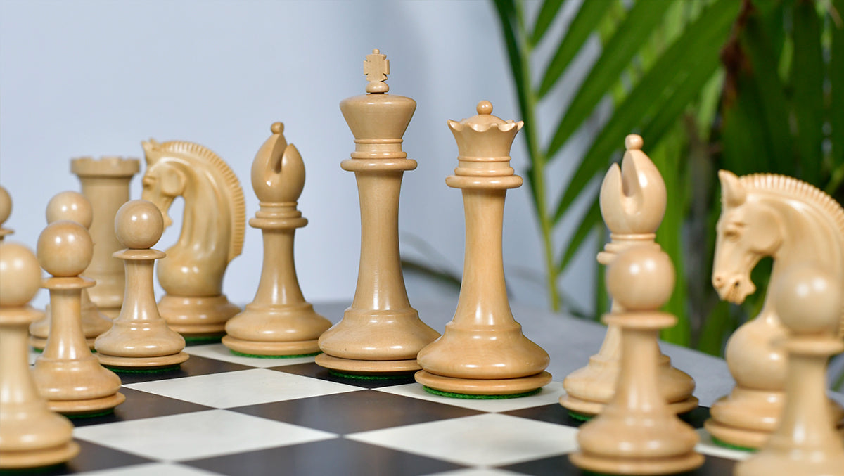 The Red Rum Luxury Staunton Series Chess Pieces in Ebony / Boxwood - 4.4" King