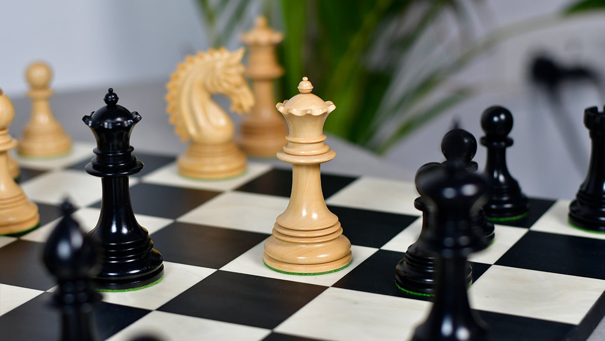 California Chrome Staunton Series Luxury Chess Pieces Version 2.0 in Ebony / Boxwood - 4.25" King