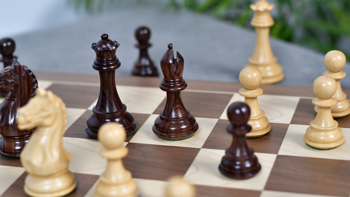 Fierce Knight (Queen's Gambit Series) Staunton Chess Pieces in Rosewood & Boxwood - 4.1" King