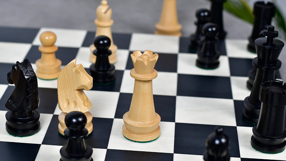 The Championship Series Staunton Chess Pieces in Ebonized Boxwood & Natural Boxwood - 3.75" King