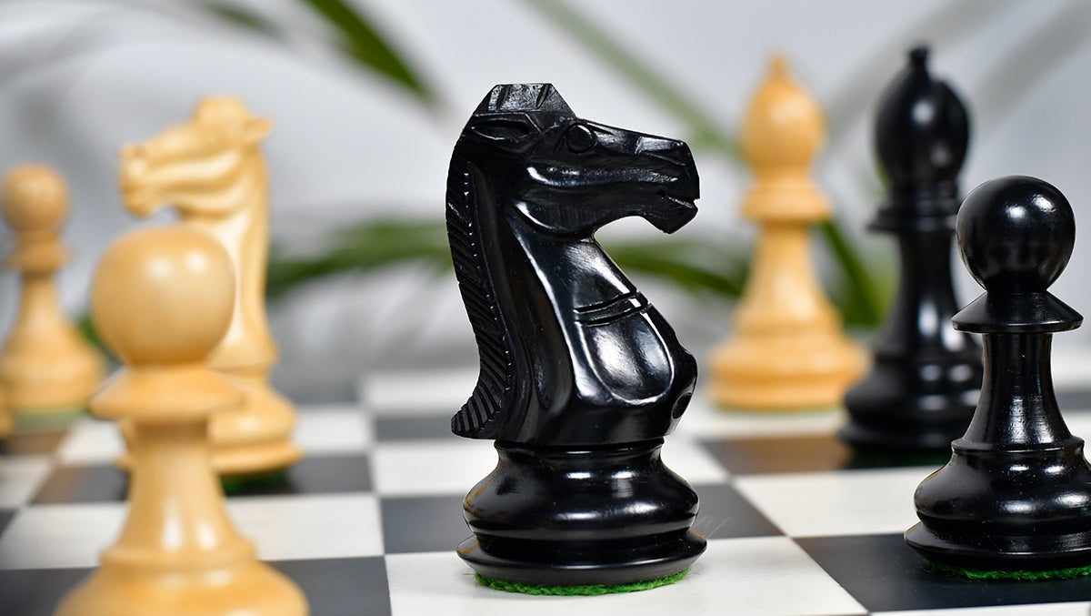 The Old Romeo Staunton Series Weighted Chess Pieces in Ebony & Box Wood - 3.8" King