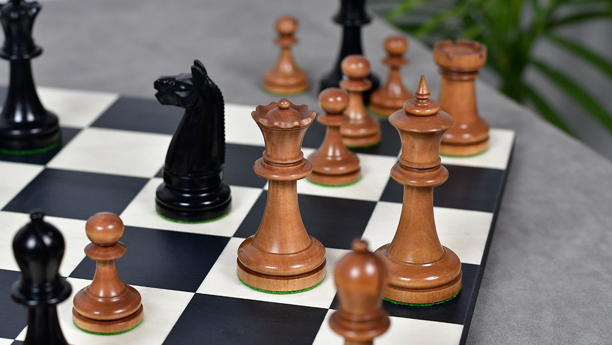 1900s' American Chess Company Reproduction Tournament Chess Set -  Black Ebonized & Antiqued Boxwood 3.8" King
