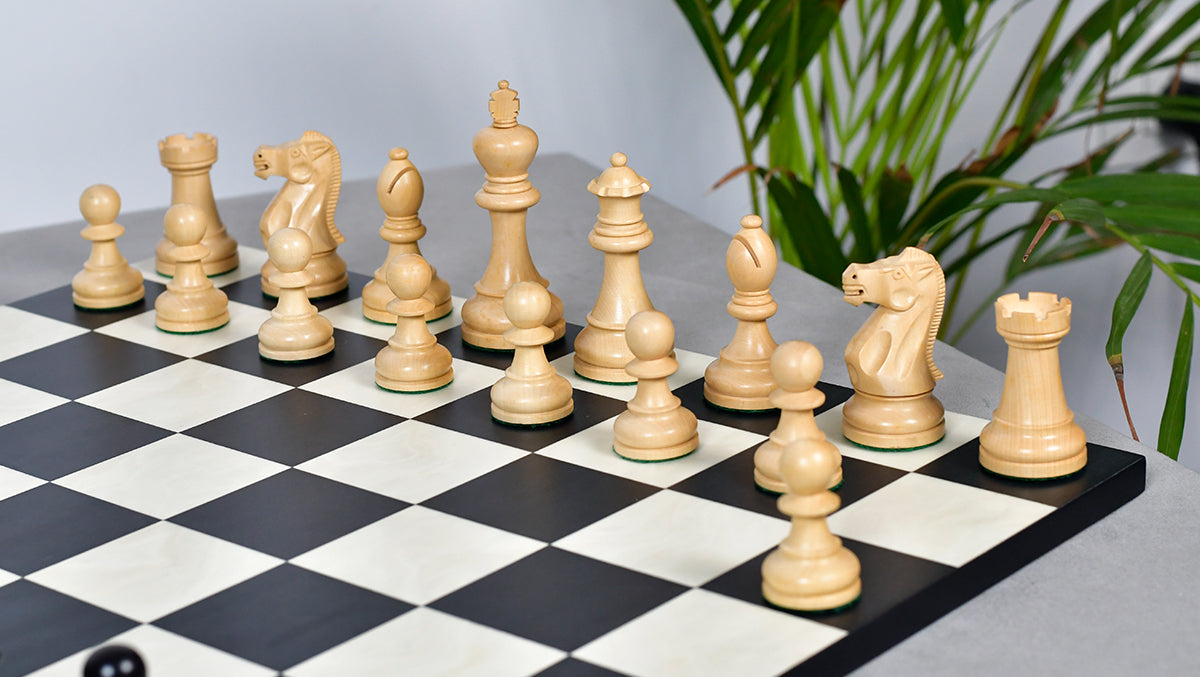 American Staunton Series Weighted Tournament Chess Pieces in Ebonized Boxwood & Boxwood - 4.1" King