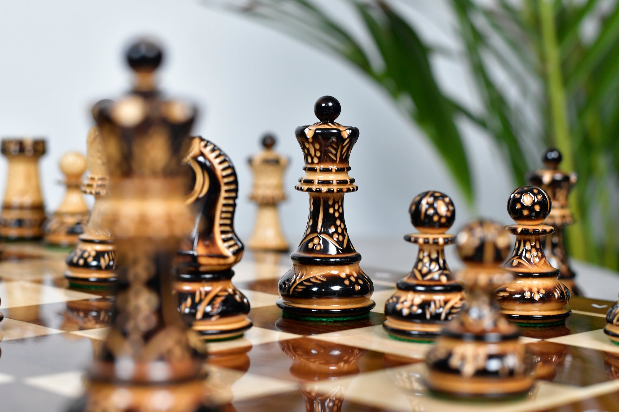 1950s' Fischer Dubrovnik Chess Pieces Set (Lacquerd) Finished Burnt & Natural Box Wood - 3.7" King