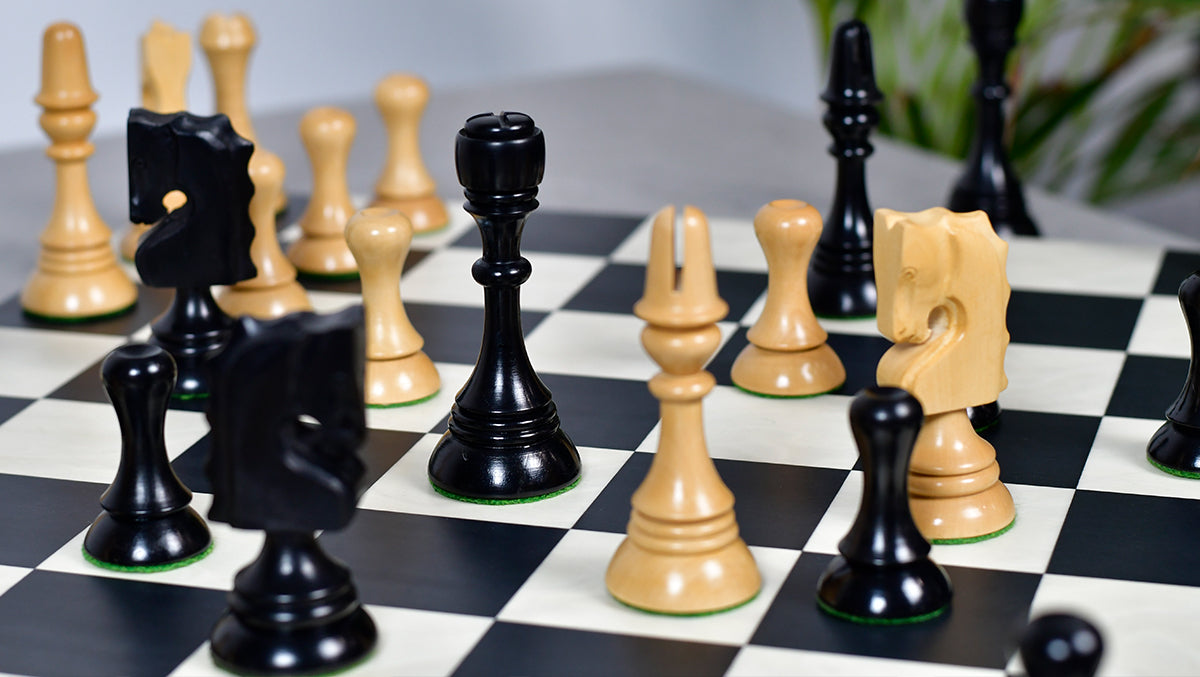 Historic 1929 Barcelona "Joc Catalan" Chess Pieces in Ebony & Boxwood - 4.3" King