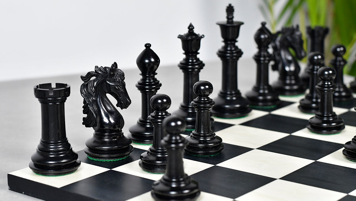 The French Warrior Luxury Wooden Chess Pieces in Ebony & Boxwood - 4.4" King