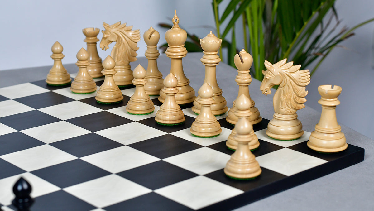 The Sher-E-Punjab Series Chess Pieces in Ebony Wood / Boxwood - 4.6" King