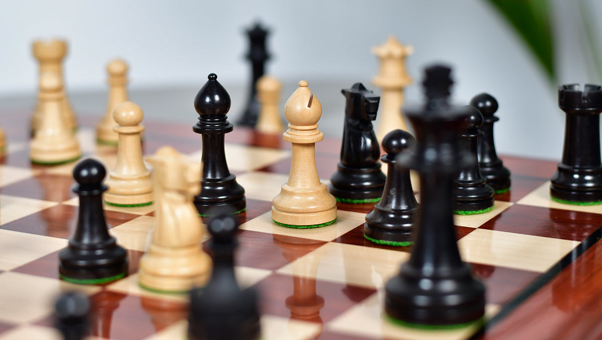 Canadian Staunton Series Chess Pieces in Ebonized Boxwood /Natural Boxwood - 3.3" King
