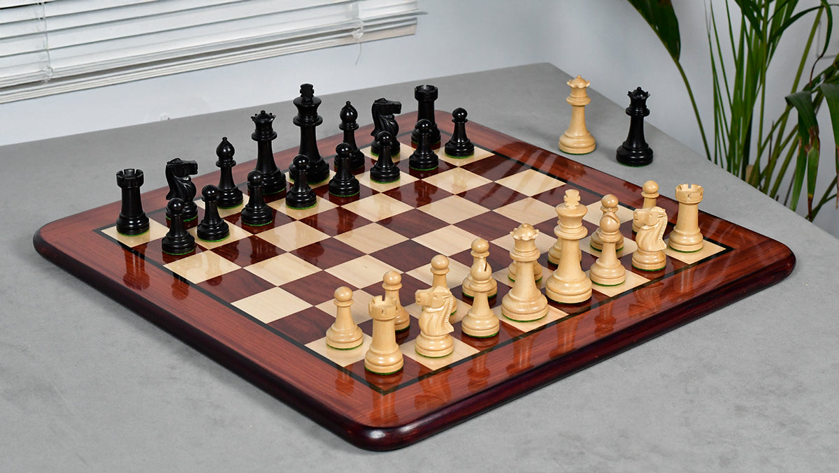 Canadian Staunton Series Chess Pieces in Ebonized Boxwood /Natural Boxwood - 3.3" King