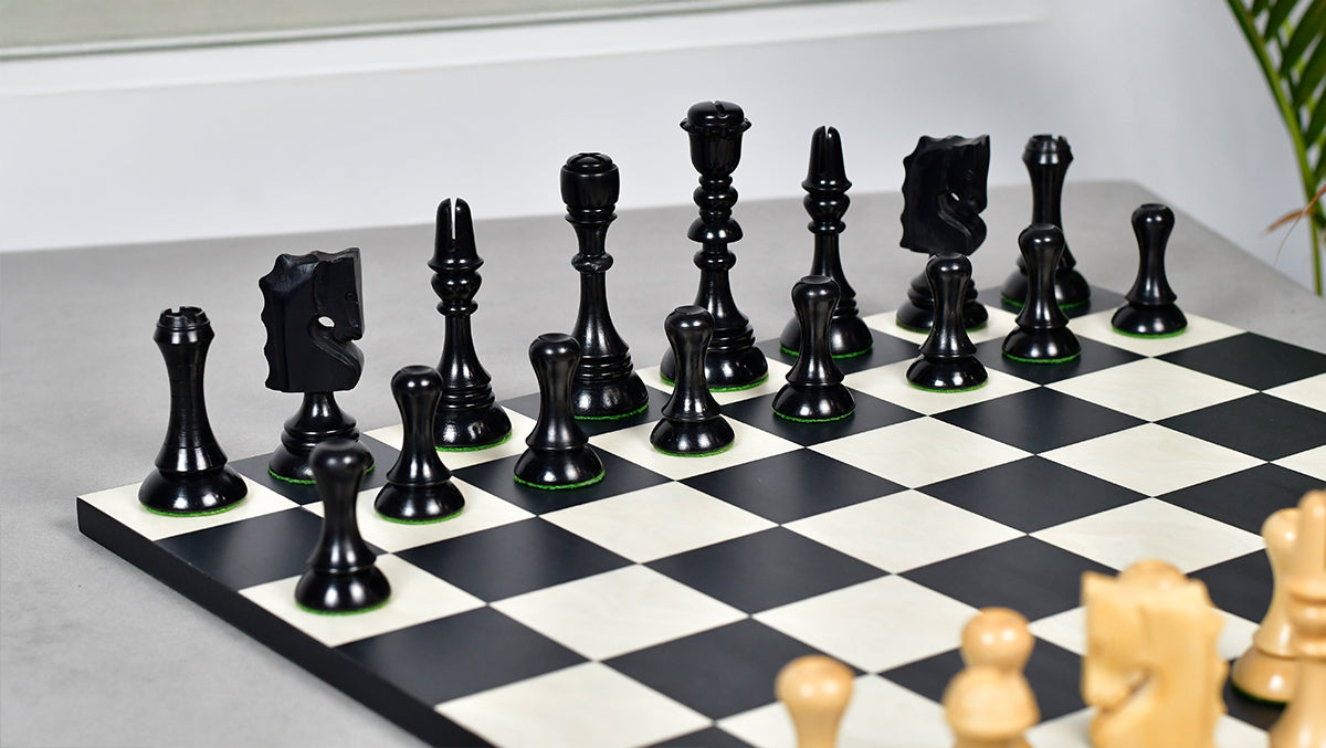 Historic 1929 Barcelona "Joc Catalan" Chess Pieces in Ebony & Boxwood - 4.3" King