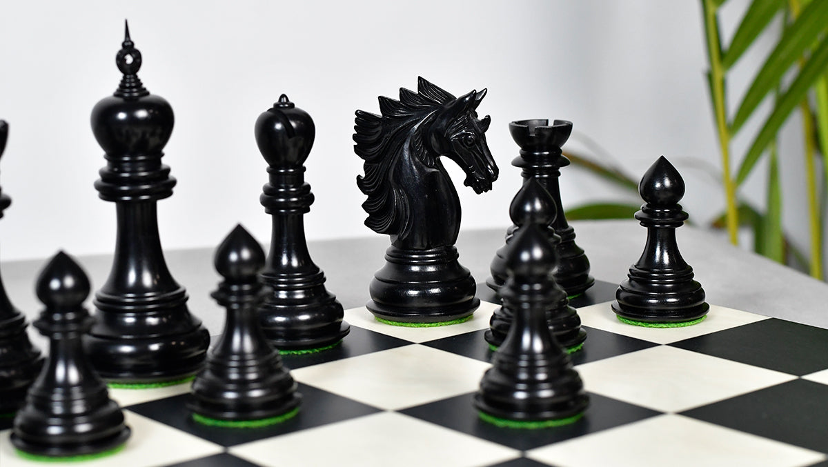 The Sher-E-Punjab Series Chess Pieces in Ebony Wood / Boxwood - 4.6" King