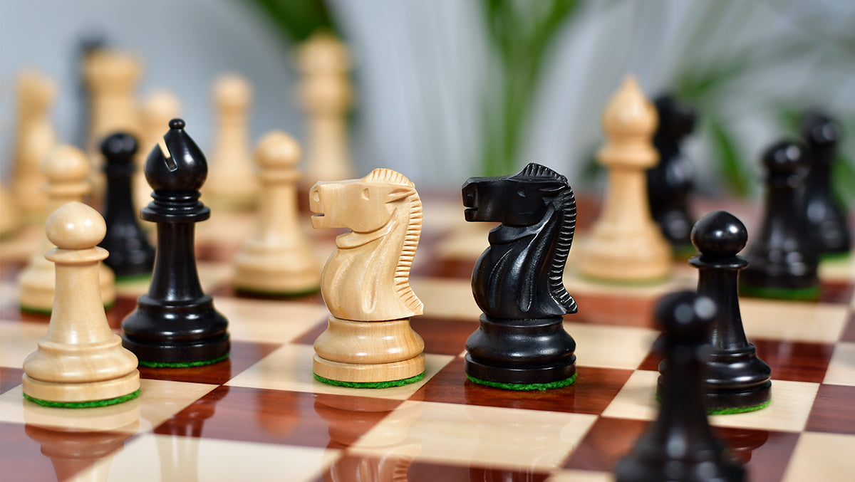 Canadian Staunton Series Chess Pieces in Ebonized Boxwood /Natural Boxwood - 3.3" King