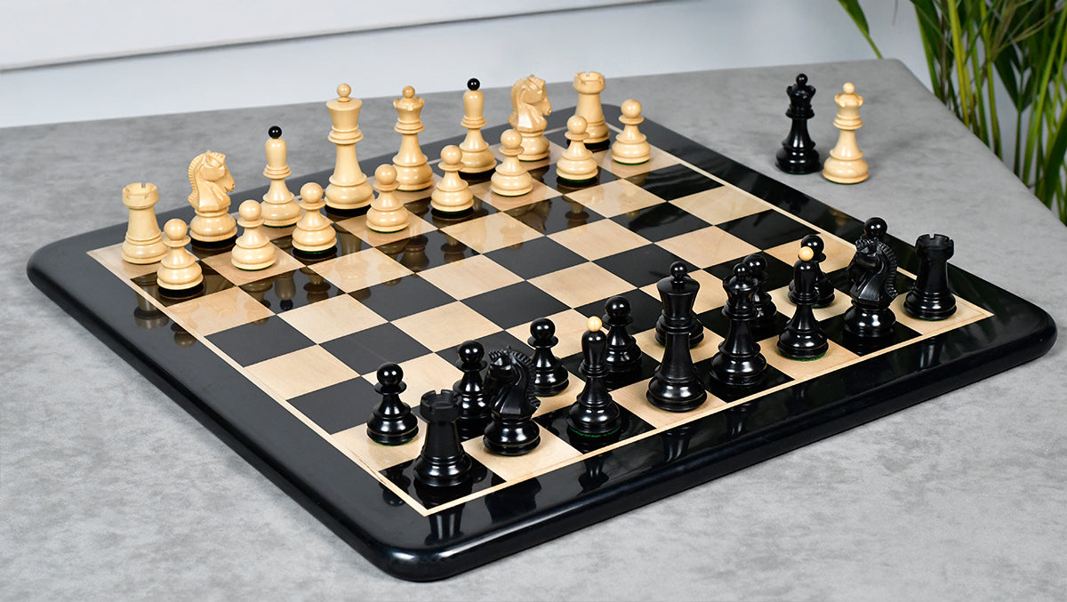1950s' Fischer Dubrovnik Chess Pieces Set in Ebony Wood/Boxwood - 3.75" King