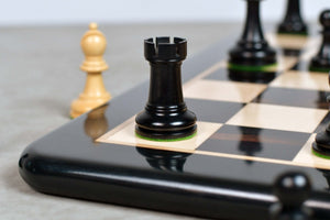 1972 Fischer-Spassky Staunton Pattern Chess Pieces V2.0 in Ebonized Boxwood & Natural Boxwood - 3.7" King