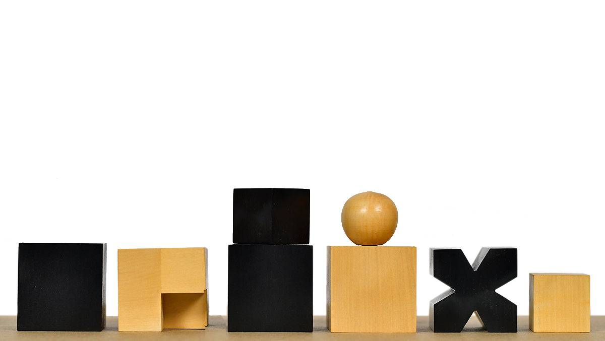 1924 Josef Hartwig Bauhaus Chess Pieces in Ebonized Boxwood & Natural Boxwood - 1.9" King