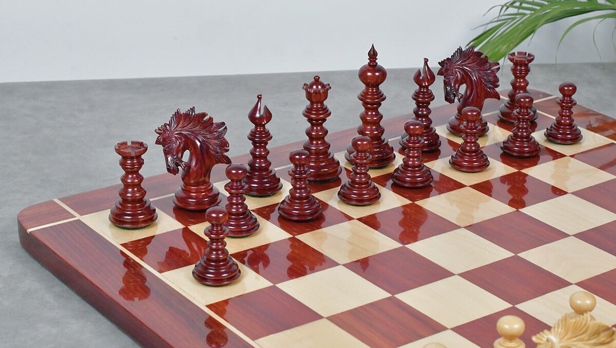 St. Petersburg Luxury Artisan Series Chess Pieces in Bud Rosewood / Boxwood - 4.3" King
