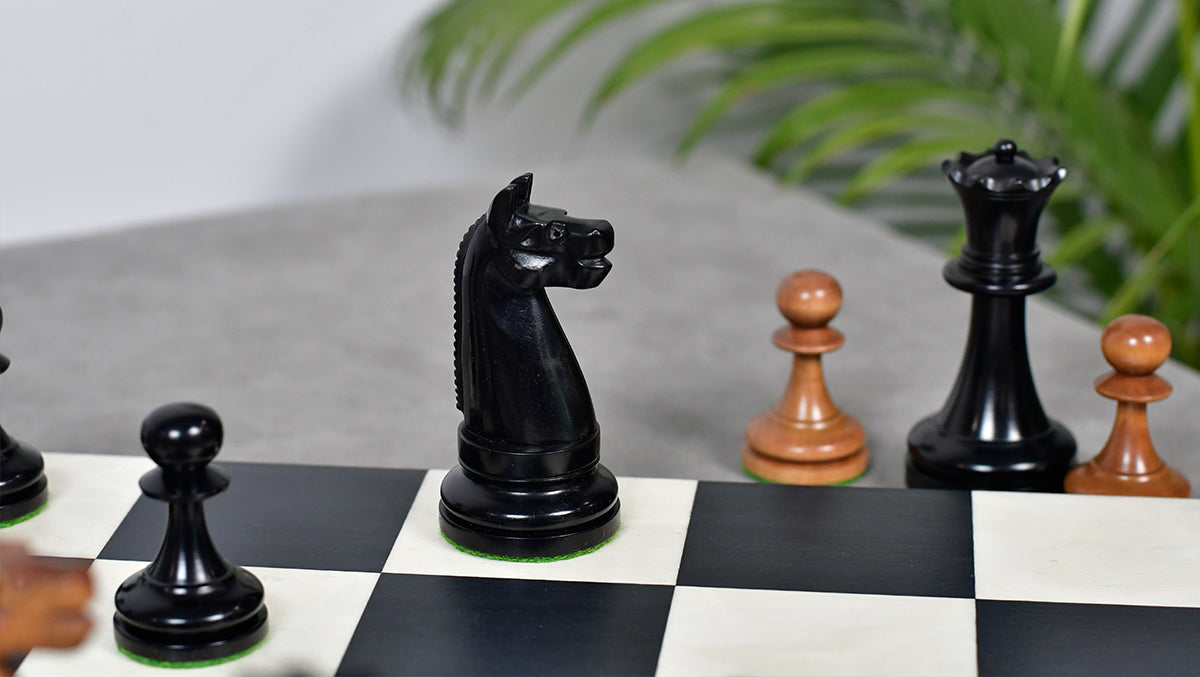1900s' American Chess Company Reproduction Tournament Chess Set -  Black Ebonized & Antiqued Boxwood 3.8" King