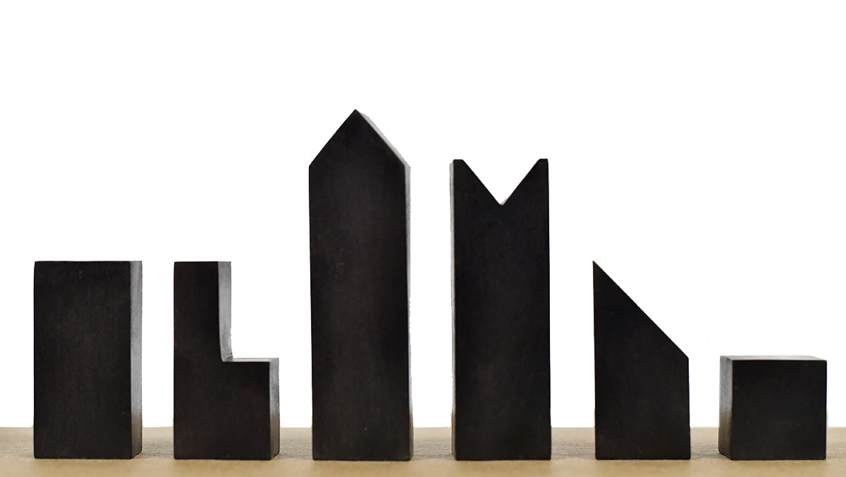 1966 F. Lanier Graham Chess Pieces - Minimalist Design in Ebonized Boxwood & Natural Boxwood - 2.79" King