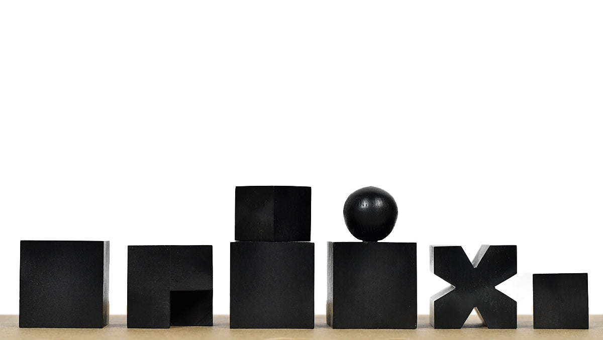 1924 Josef Hartwig Bauhaus Chess Pieces in Ebonized Boxwood & Natural Boxwood - 1.9" King