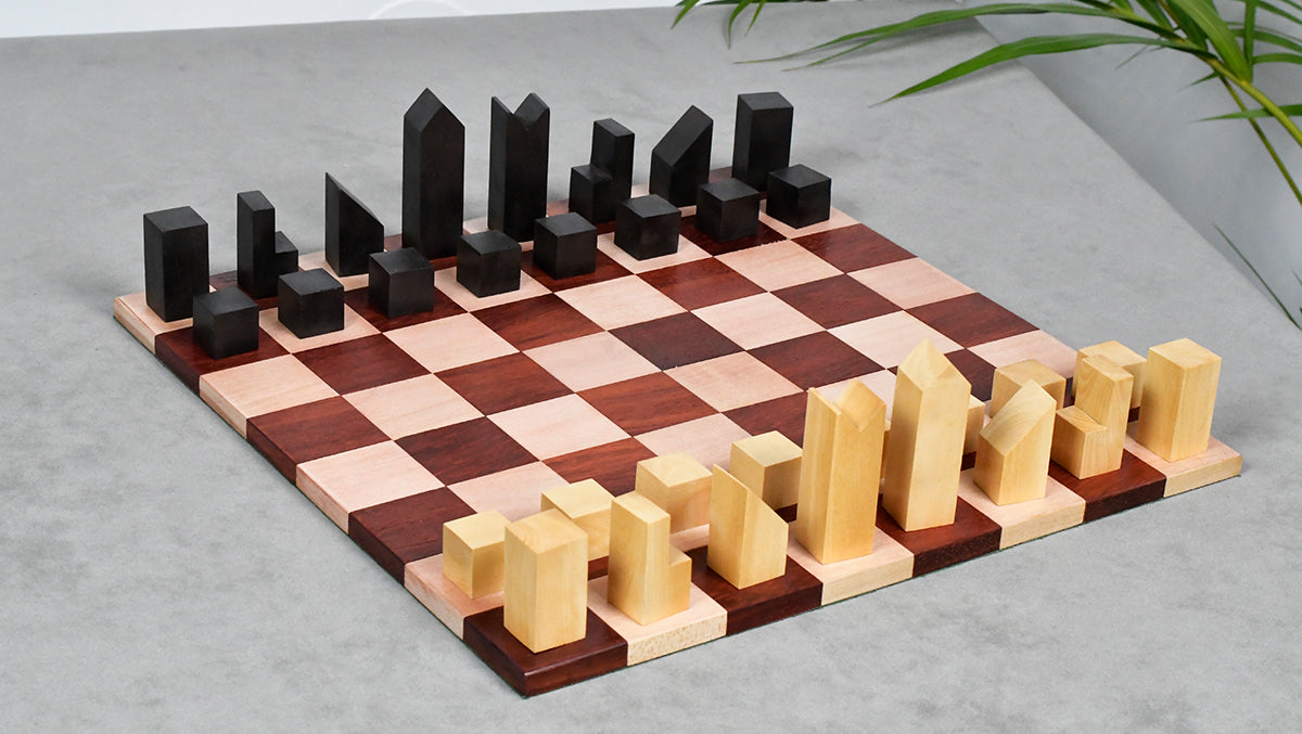 1966 F. Lanier Graham Chess Pieces - Minimalist Design in Ebonized Boxwood & Natural Boxwood - 2.79" King