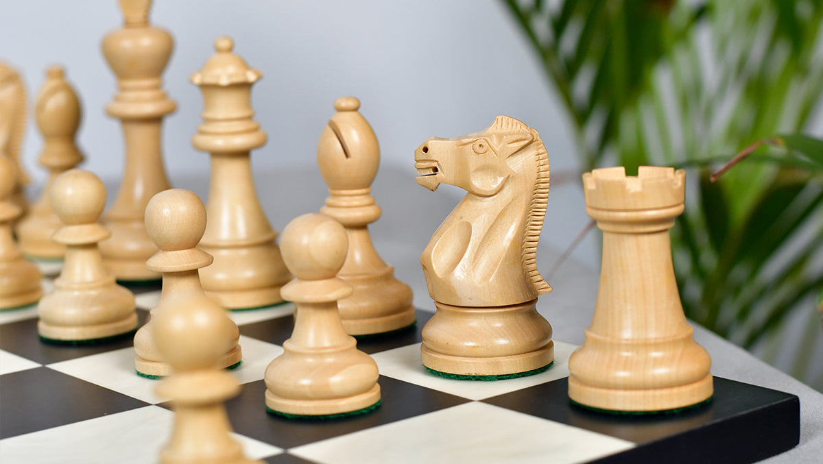American Staunton Series Weighted Tournament Chess Pieces in Ebonized Boxwood & Boxwood - 4.1" King