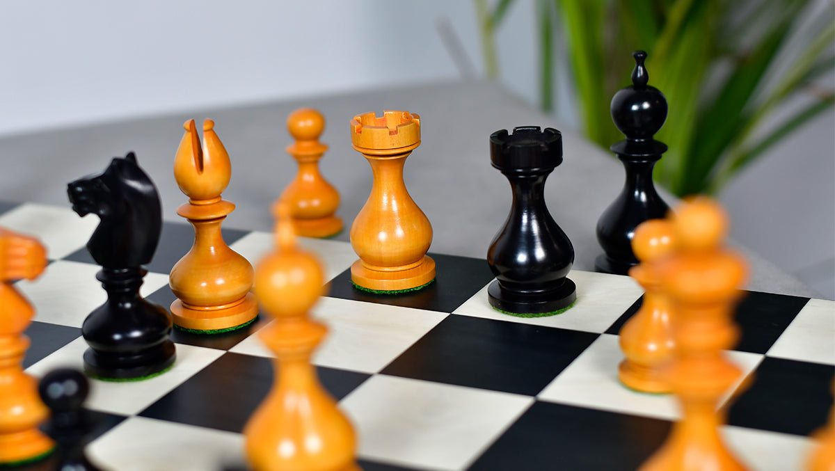 Antique Dublin Calvert Chess Pieces in Ebonized & Antiqued Boxwood 4.1" King - 850 Grams