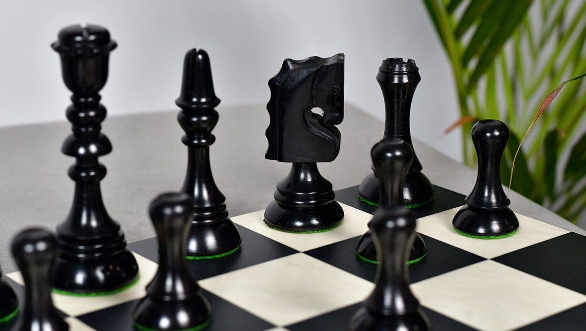 Historic 1929 Barcelona "Joc Catalan" Chess Pieces in Ebony & Boxwood - 4.3" King