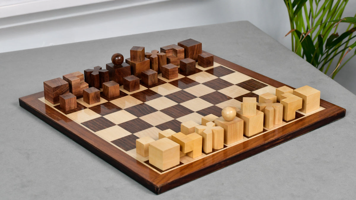 1924 Josef Hartwig Bauhaus Chess Pieces in Sheesham and Boxwood - 1.9" King