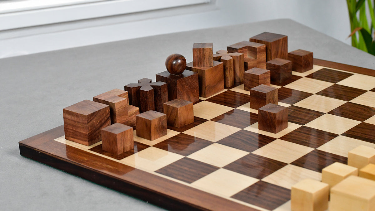 1924 Josef Hartwig Bauhaus Chess Pieces in Sheesham and Boxwood - 1.9" King