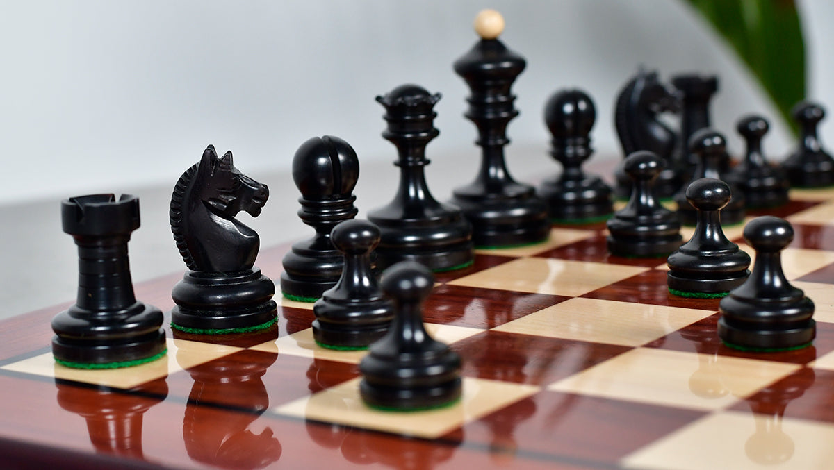 Vintage 1930 Knubbel Analysis Chess Pieces in Ebonized and Natural Boxwood - 3" King