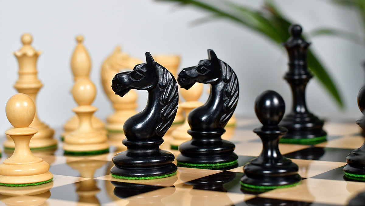 1933 Botvinnik Flohr-I Soviet Chess Pieces in Ebony / Boxwood - 4" King