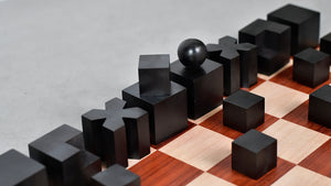 1924 Josef Hartwig Bauhaus Chess Pieces in Ebonized Boxwood & Natural Boxwood - 1.9" King