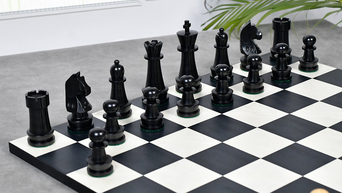 The Championship Series Staunton Chess Pieces in Ebonized Boxwood & Natural Boxwood - 3.75" King
