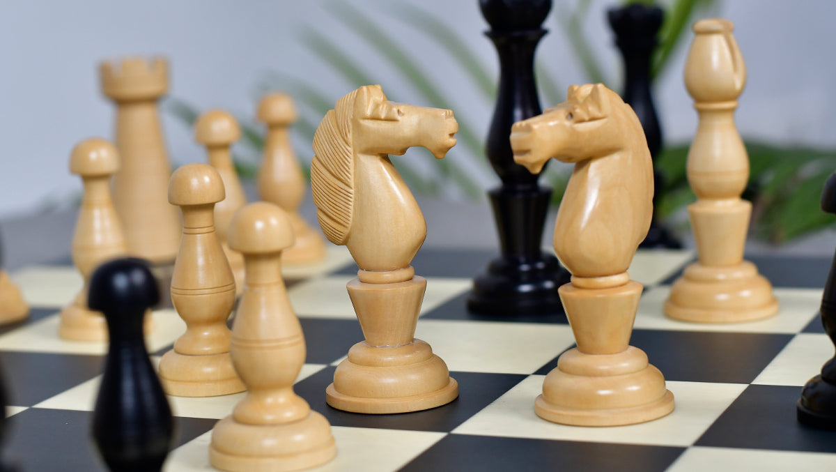 The Grand Divan Chess Pieces from the Famous Simpson's-in-the-Strand in Ebony & Boxwood - 4.2" King