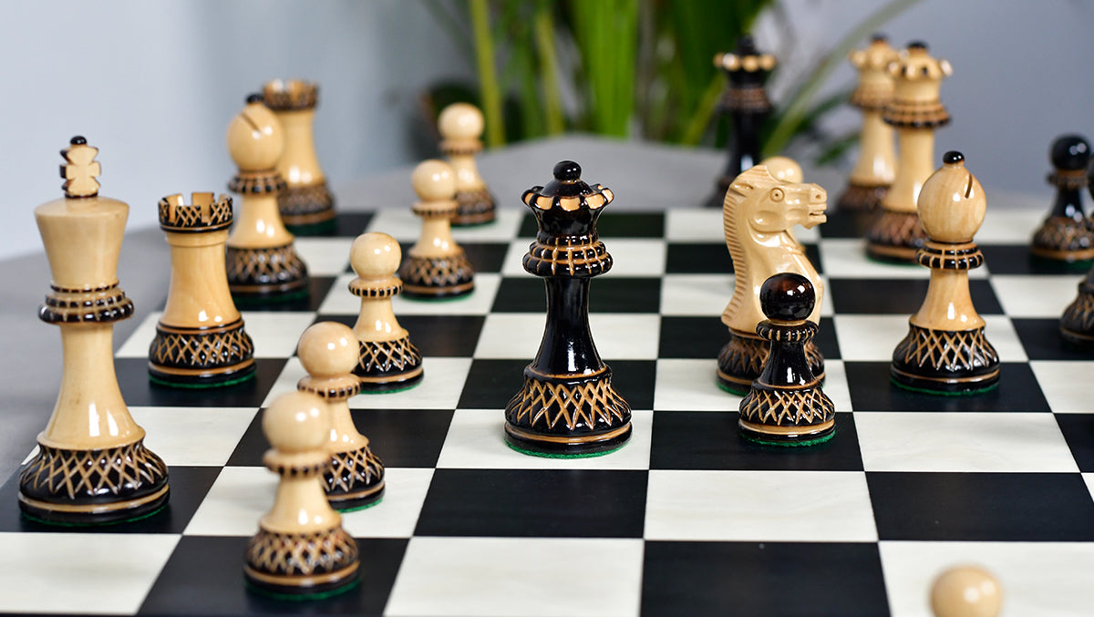 The Parker Staunton Series Lacquered Chess Pieces in Burnt Boxwood & Natural Boxwood - 3.9" King