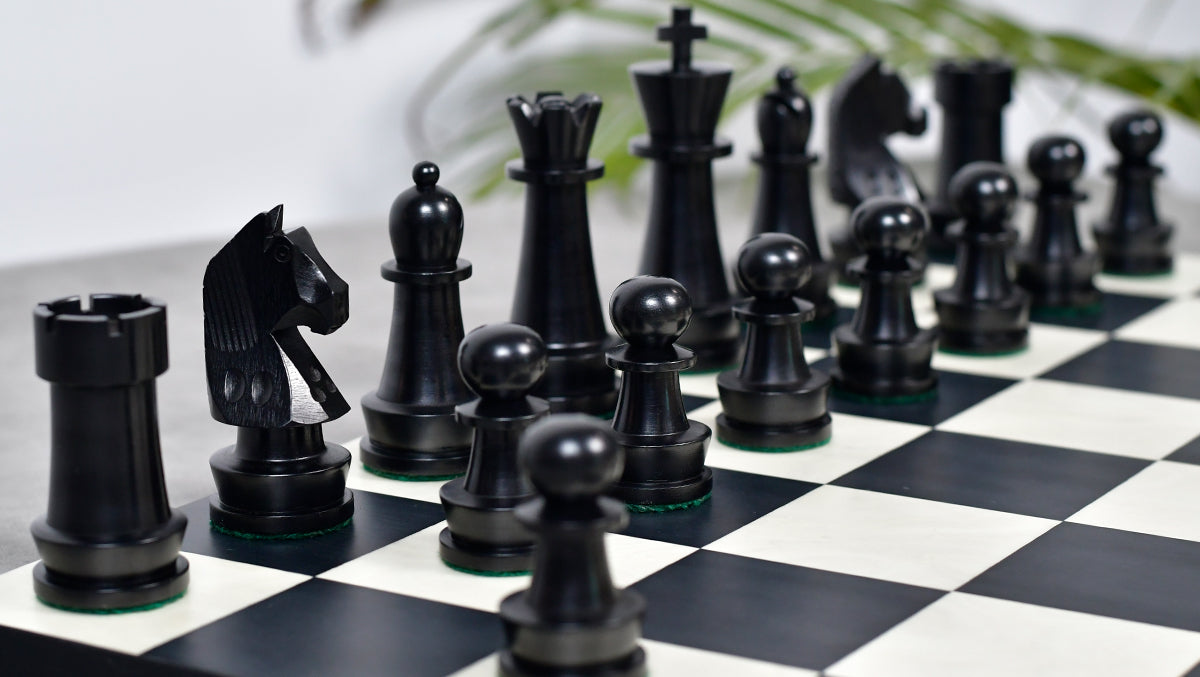 The Championship Series Staunton Chess Pieces in Ebonized Boxwood & Natural Boxwood - 3.75" King