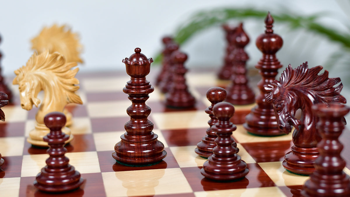 St. Petersburg Luxury Artisan Series Chess Pieces in Bud Rosewood / Boxwood - 4.3" King