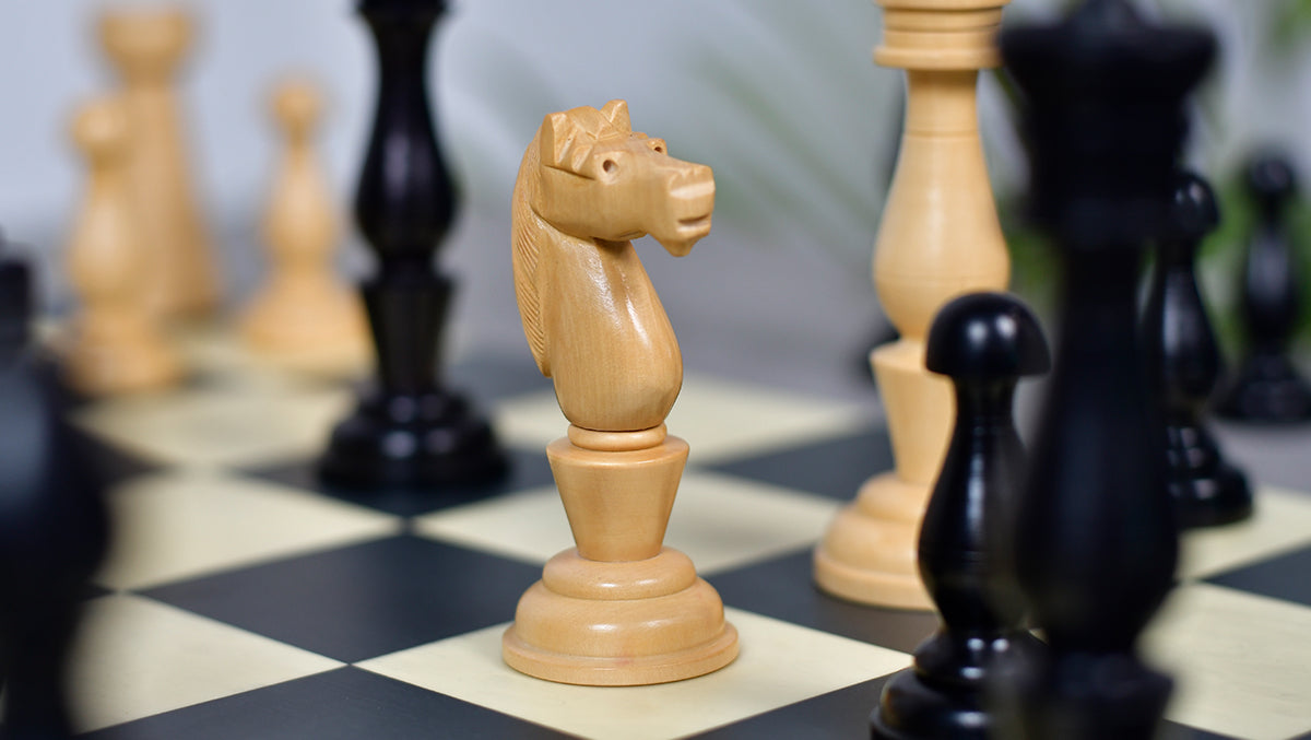 The Grand Divan Chess Pieces from the Famous Simpson's-in-the-Strand in Ebony & Boxwood - 4.2" King