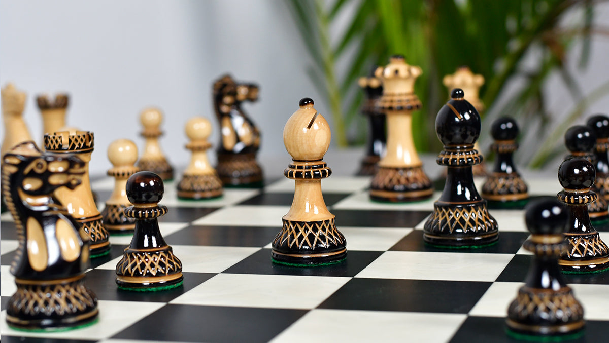 The Parker Staunton Series Lacquered Chess Pieces in Burnt Boxwood & Natural Boxwood - 3.9" King