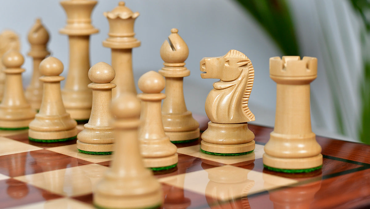 Canadian Staunton Series Chess Pieces in Ebonized Boxwood /Natural Boxwood - 3.3" King