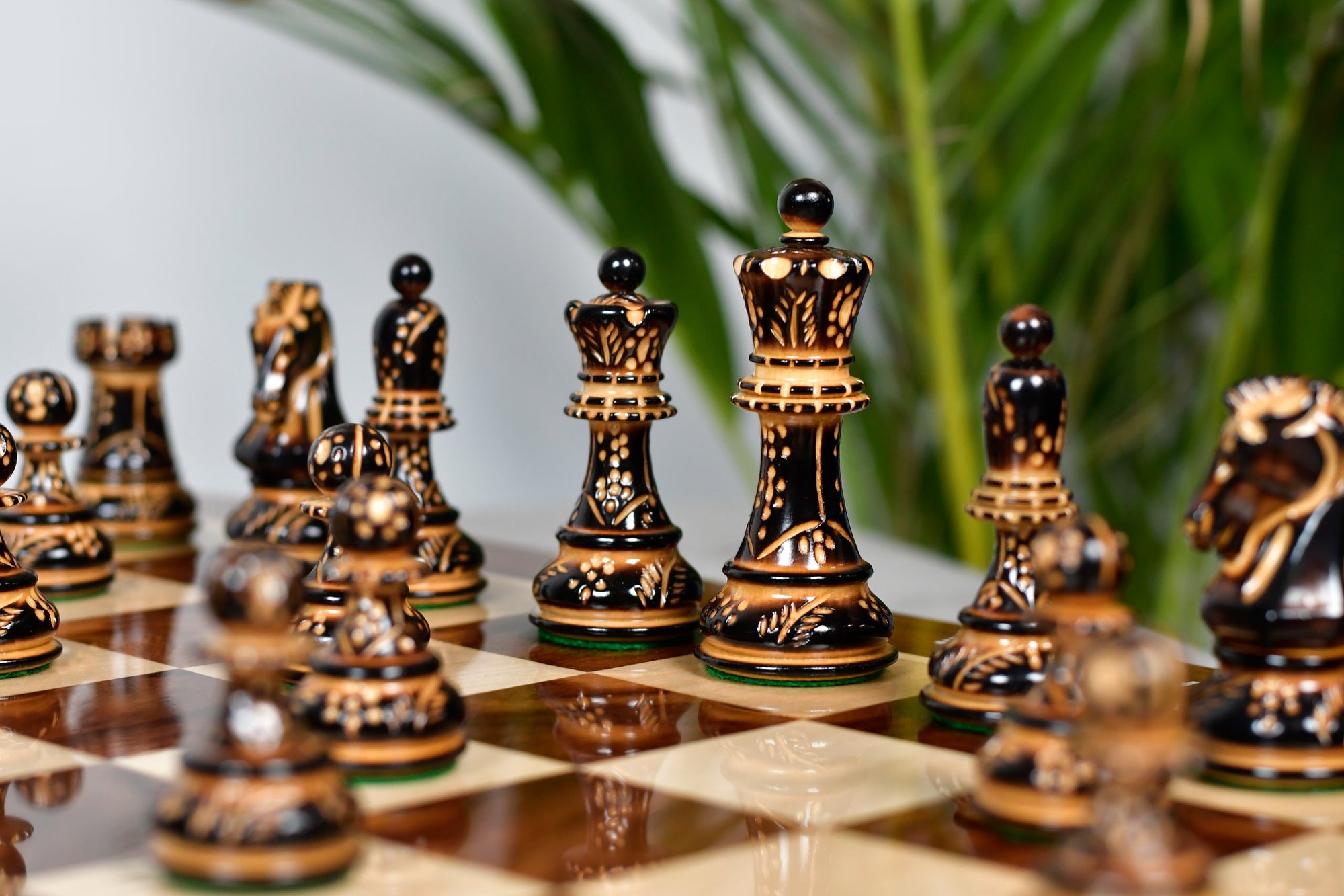 1950s' Fischer Dubrovnik Chess Pieces Set (Lacquerd) Finished Burnt & Natural Box Wood - 3.7" King