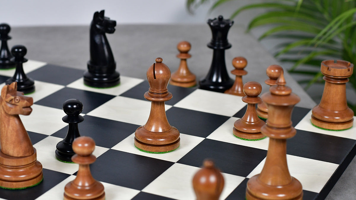 1900s' American Chess Company Reproduction Tournament Chess Set -  Black Ebonized & Antiqued Boxwood 3.8" King