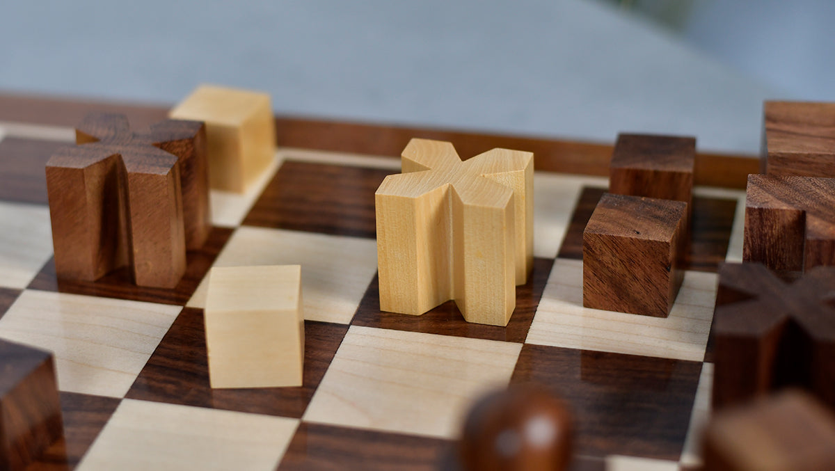 1924 Josef Hartwig Bauhaus Chess Pieces in Sheesham and Boxwood - 1.9" King