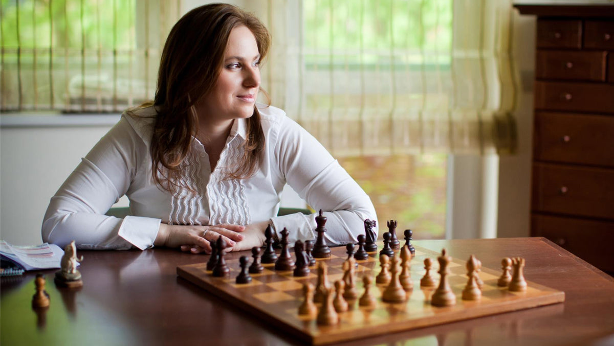 The Judit Polgar Repro Staunton Weighted Tournament Chess Pieces in Anjan Wood & Boxwood 3 ¾ Inch King - 1000 Grams