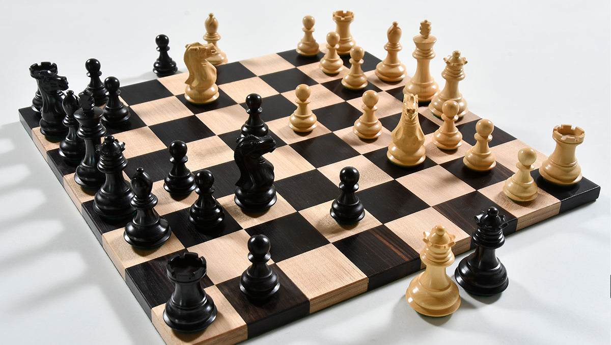 The Collector Series Handcarved Staunton Chess Pieces in Ebonized Boxwood & Natural Boxwood - 2.6" King