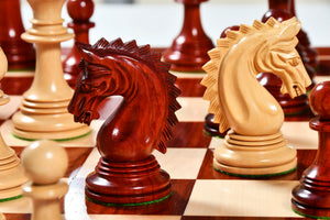 The California Chrome Staunton Series Chess Pieces in Bud Rosewood / Boxwood - 4.1" King